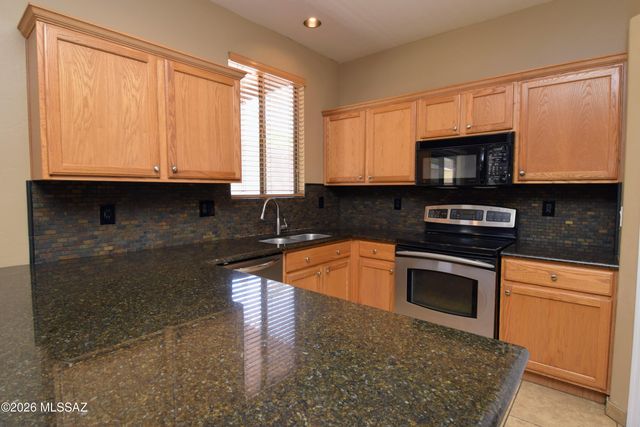 10226 E Desert Eden Place, Tucson, AZ 85747
