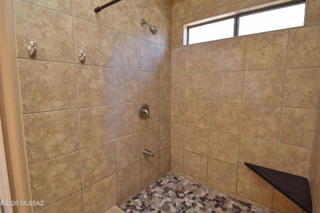 10226 E Desert Eden Place, Tucson, AZ 85747