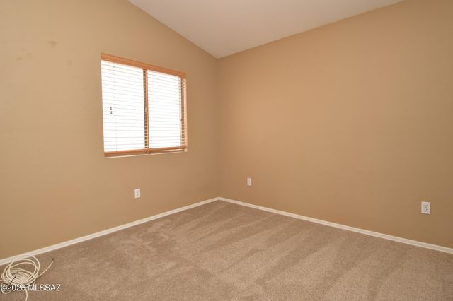 10226 E Desert Eden Place, Tucson, AZ 85747