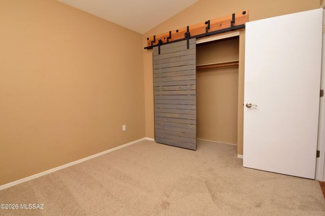 10226 E Desert Eden Place, Tucson, AZ 85747