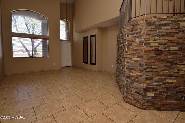10226 E Desert Eden Place, Tucson, AZ 85747