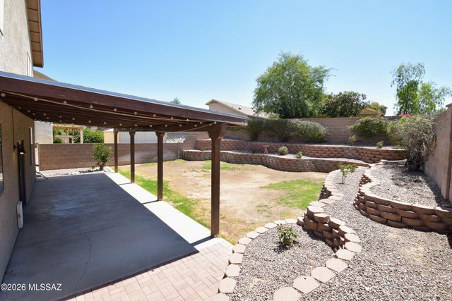 10226 E Desert Eden Place, Tucson, AZ 85747