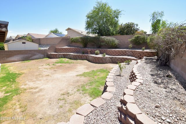10226 E Desert Eden Place, Tucson, AZ 85747