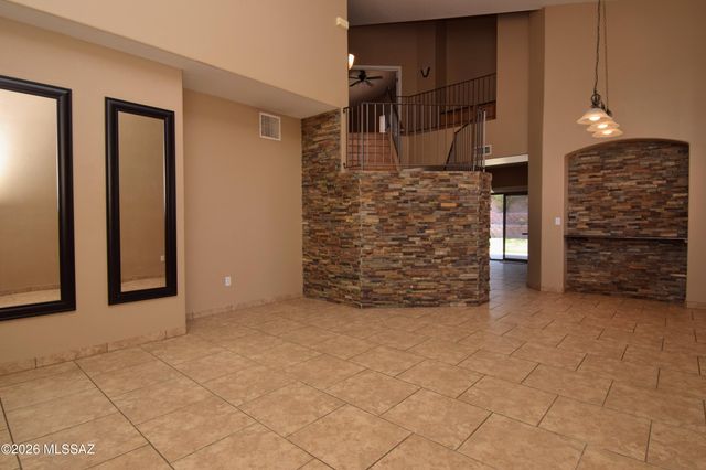 10226 E Desert Eden Place, Tucson, AZ 85747