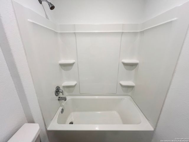 736 BULLSNAKE TRL, New Braunfels, TX 78132