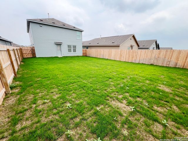 736 BULLSNAKE TRL, New Braunfels, TX 78132