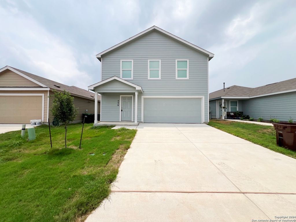 736 BULLSNAKE TRL, New Braunfels, TX 78132