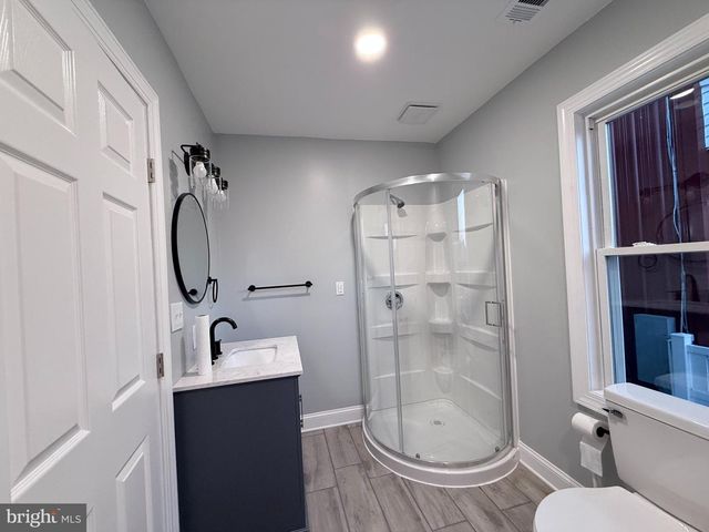 15 E MARKET ST, Jonestown, PA 17038