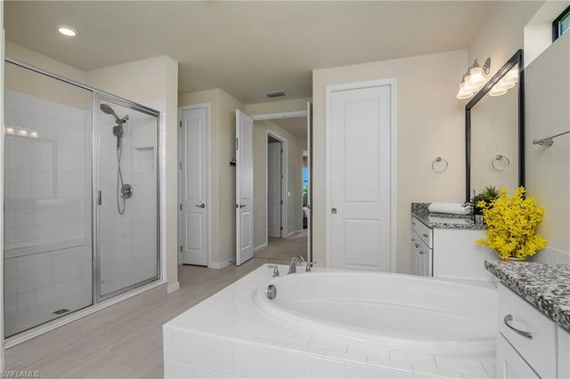 17628 Kinzie LN, Estero, FL 33928