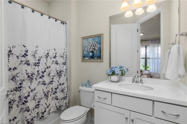 17628 Kinzie LN, Estero, FL 33928