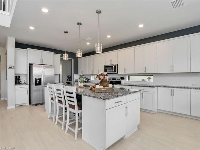 17628 Kinzie LN, Estero, FL 33928