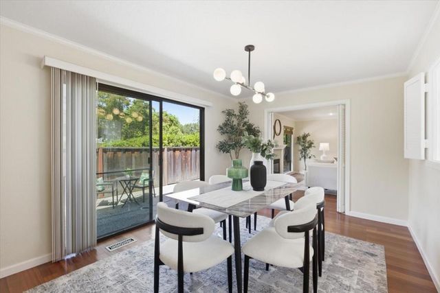 22920 Stonebridge, Cupertino, CA 95014
