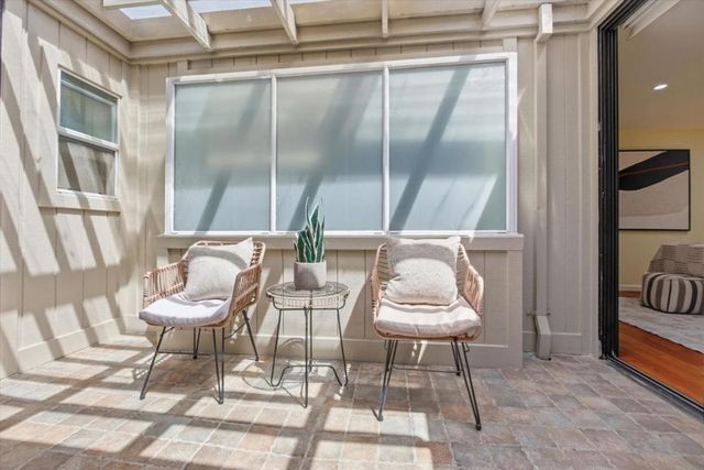 22920 Stonebridge, Cupertino, CA 95014
