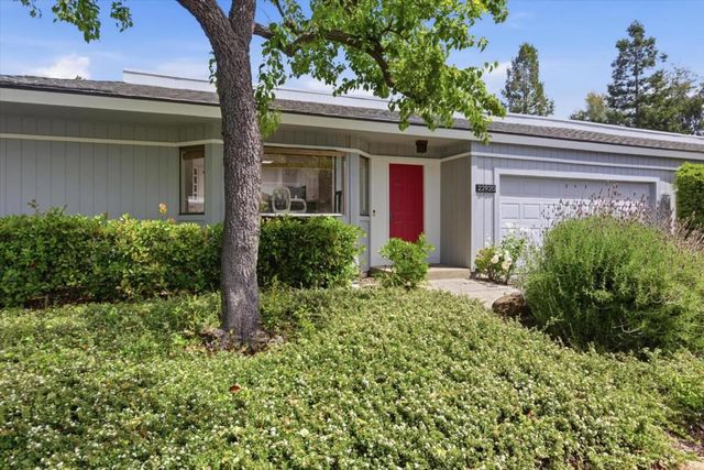 22920 Stonebridge, Cupertino, CA 95014