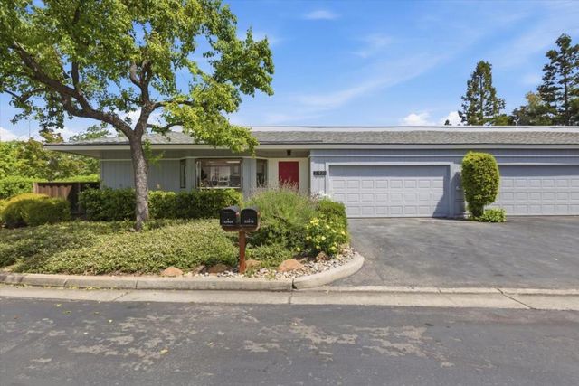 22920 Stonebridge, Cupertino, CA 95014