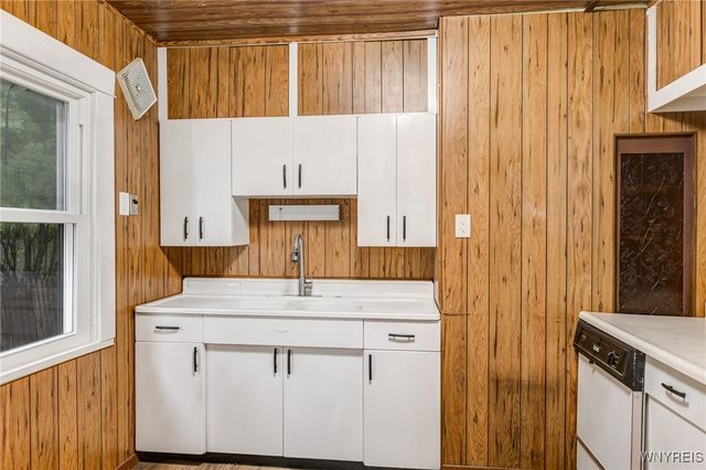 53 Bickford Avenue, Buffalo, NY 14215