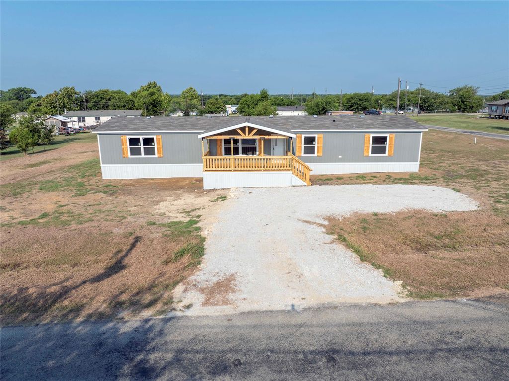 7113 Karen Lane, Joshua, TX 76058