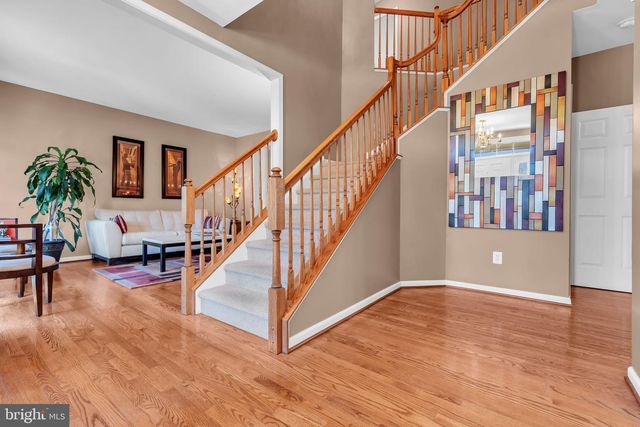 24 HICKORY WAY, Robbinsville, NJ 08691