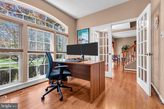 24 HICKORY WAY, Robbinsville, NJ 08691