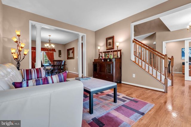 24 HICKORY WAY, Robbinsville, NJ 08691