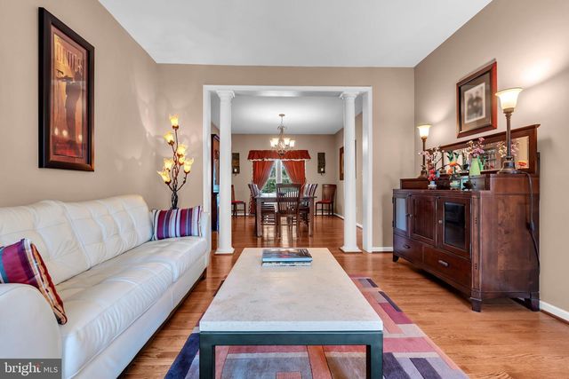 24 HICKORY WAY, Robbinsville, NJ 08691
