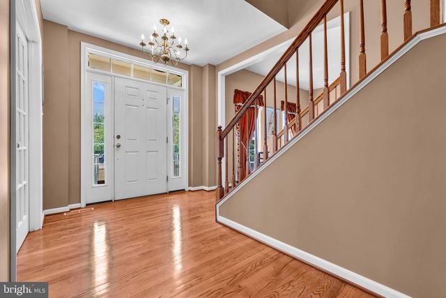 24 HICKORY WAY, Robbinsville, NJ 08691