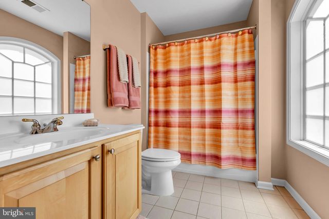 24 HICKORY WAY, Robbinsville, NJ 08691