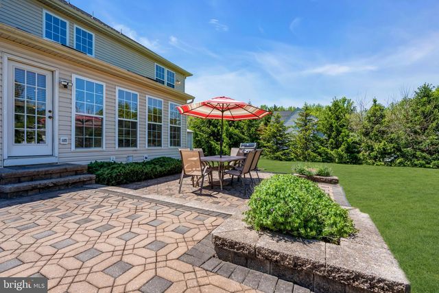 24 HICKORY WAY, Robbinsville, NJ 08691