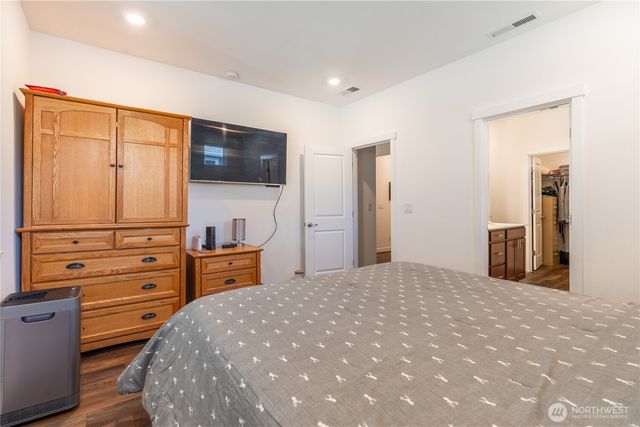 18025 123RD Street E, Bonney Lake, WA 98391