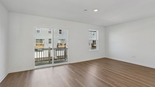 879 Briar Glen Court, Hampshire, IL 60140