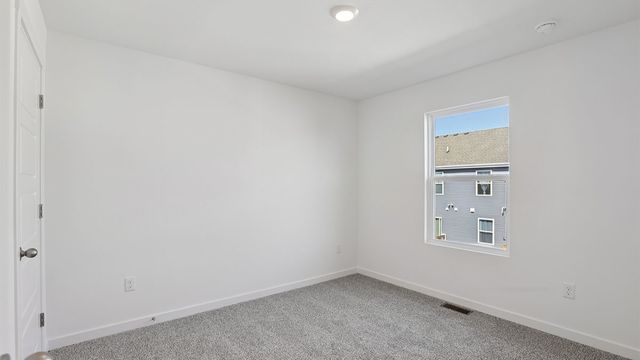 879 Briar Glen Court, Hampshire, IL 60140