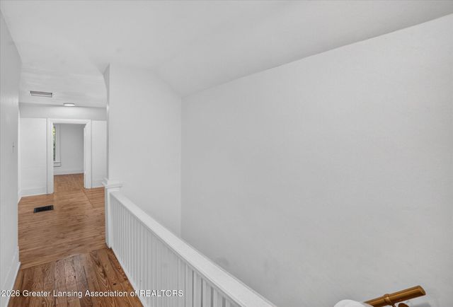 2405 N Grand River Avenue, Lansing, MI 48906