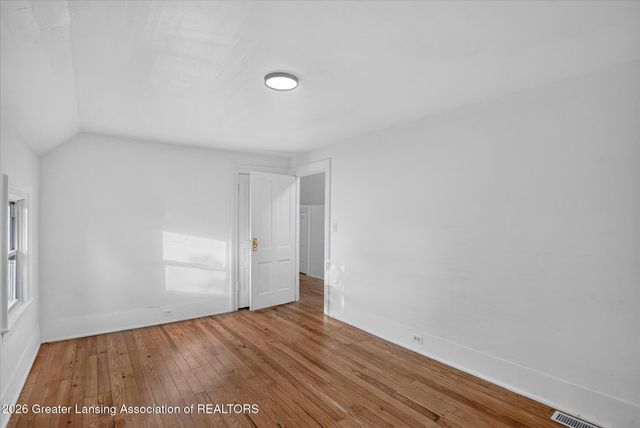 2405 N Grand River Avenue, Lansing, MI 48906