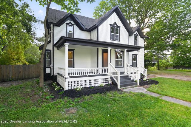 2405 N Grand River Avenue, Lansing, MI 48906