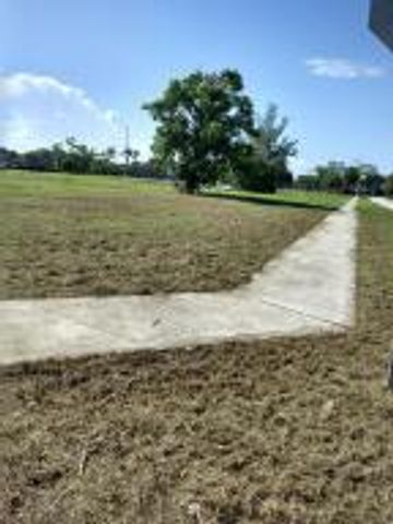 84 SW 1 Court, Deerfield Beach, FL 33441