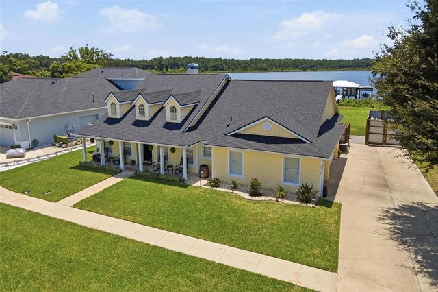 3716 BAYSHORE CIRCLE, Tavares, FL 32778