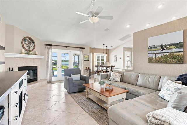 3716 BAYSHORE CIRCLE, Tavares, FL 32778