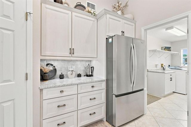 3716 BAYSHORE CIRCLE, Tavares, FL 32778