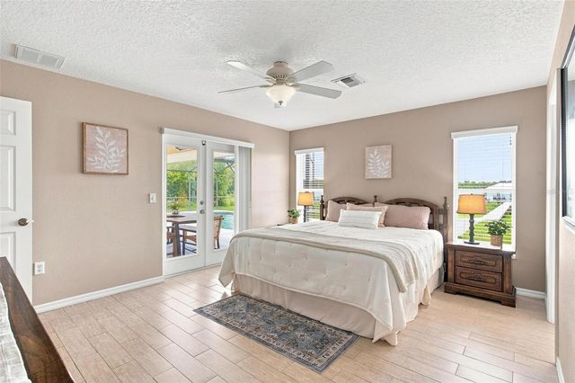 3716 BAYSHORE CIRCLE, Tavares, FL 32778