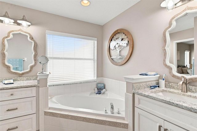 3716 BAYSHORE CIRCLE, Tavares, FL 32778
