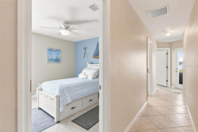 3716 BAYSHORE CIRCLE, Tavares, FL 32778