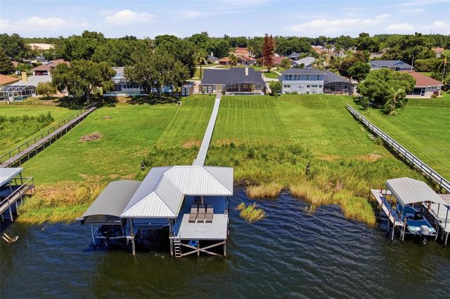 3716 BAYSHORE CIRCLE, Tavares, FL 32778