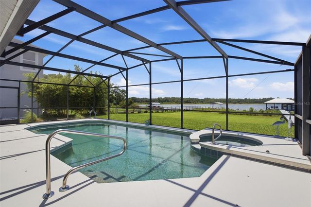 3716 BAYSHORE CIRCLE, Tavares, FL 32778
