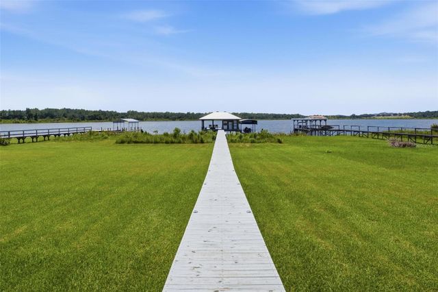 3716 BAYSHORE CIRCLE, Tavares, FL 32778