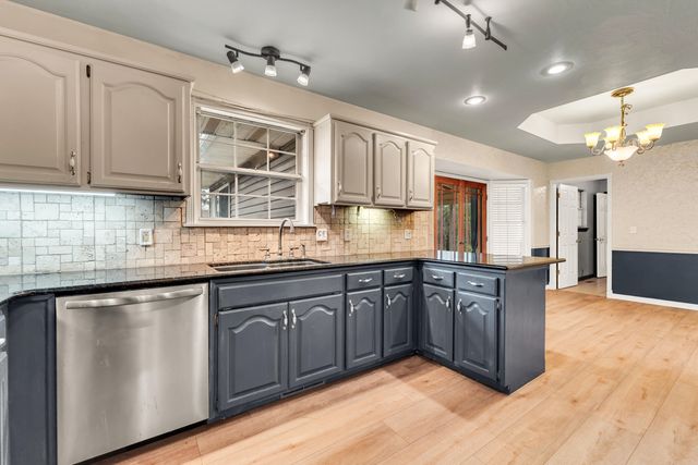 4501 N 16th Street, Ozark, MO 65721