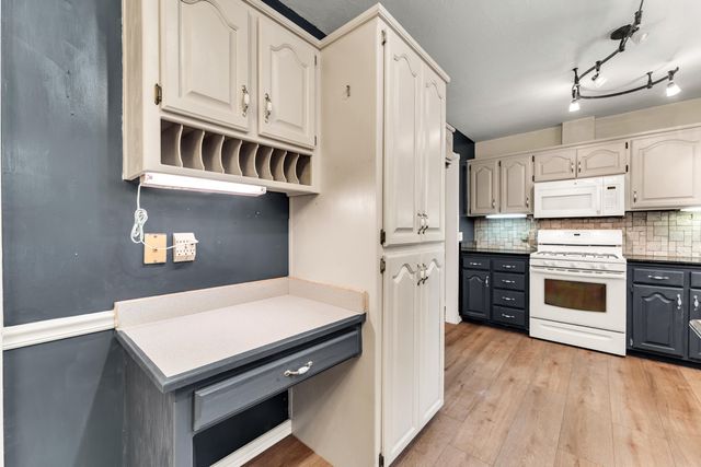 4501 N 16th Street, Ozark, MO 65721