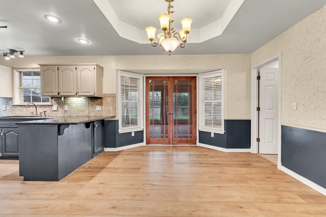 4501 N 16th Street, Ozark, MO 65721