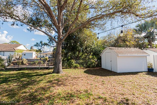 27111 Sun Aqua LN, Bonita Springs, FL 34135