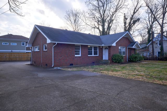520 College St, Murfreesboro, TN 37130
