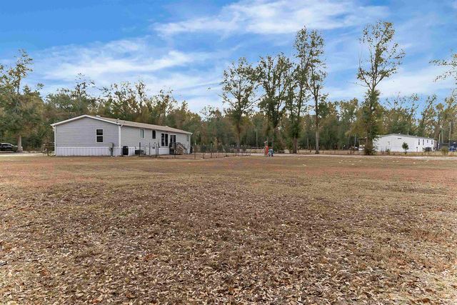 616 NE Hillside Terrace Street, Lee, FL 32059